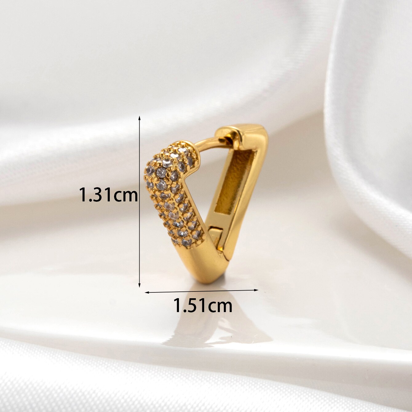 1 pezzo semplice serie classica geometrica rame placcato oro 18 carati materiale zircone orecchini a cerchio da donna h5 